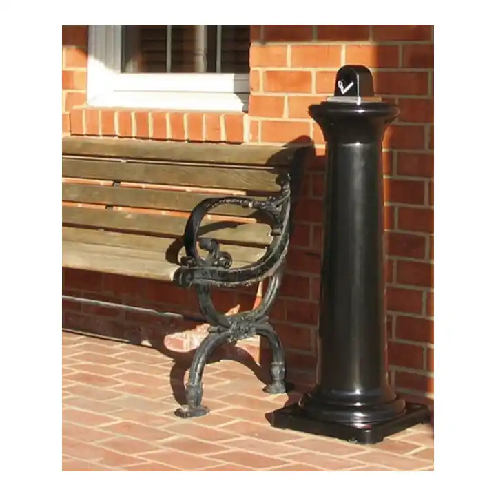 Cendrier sur pied H1029xl357xP357mm noir polyéthylène RUBBERMAID Premium