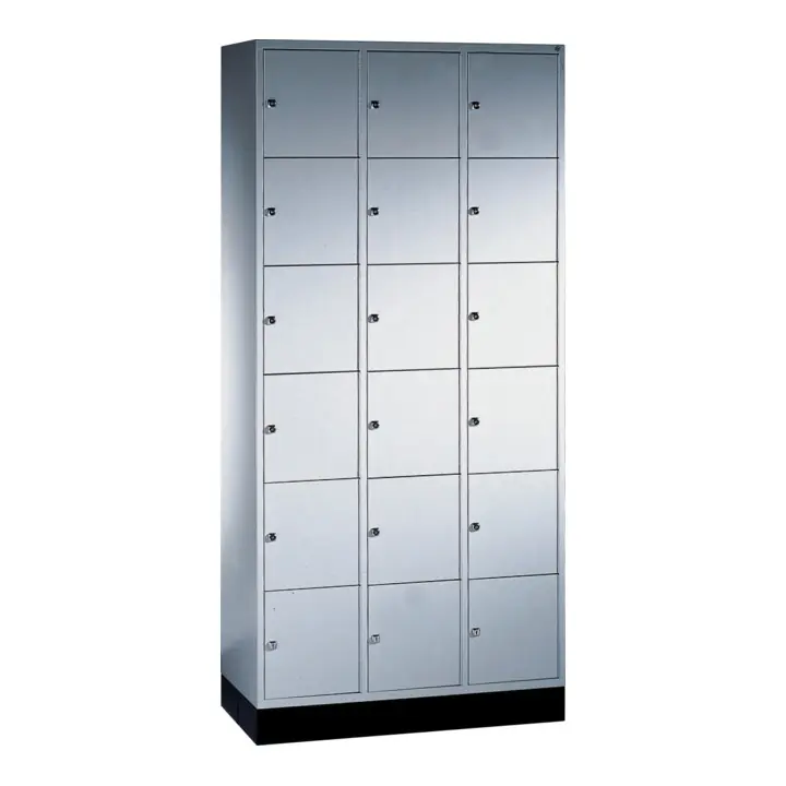 C+P Armoire d'intro, 18 compartiments, H1950xL920xP500mm Avant Corps gris clair Corps gris clair Gris clair Meilleure Qualité