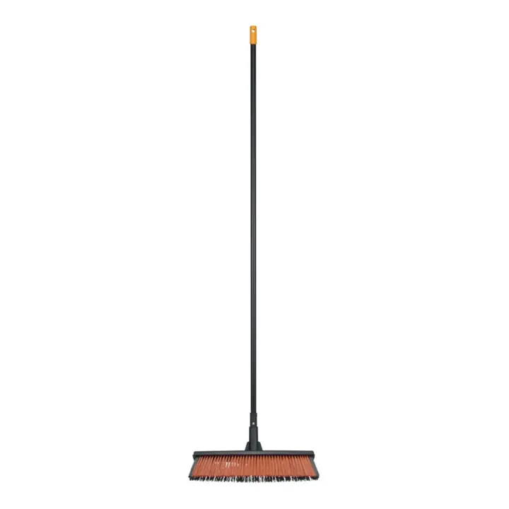 Fiskars Solid Balai tout usage L Jusqu’à Épuisement Des Stocks